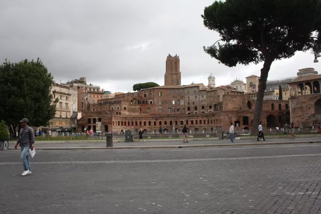First time in Rome: 2025 Jubilee: 5 Smart Steps 6 monti area rome