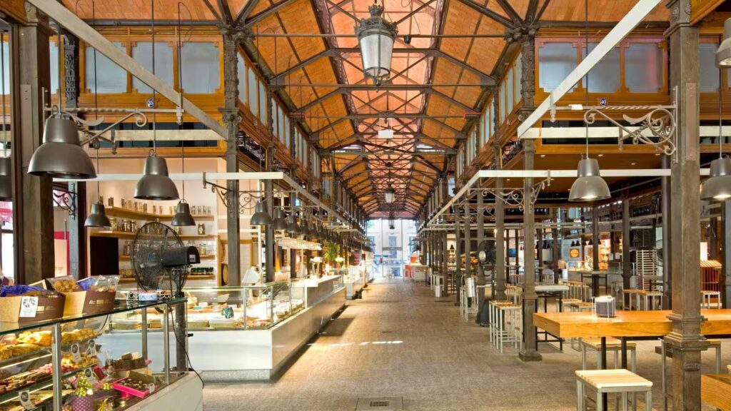 3 Days in Seville: 7 Handpicked Tips for 2025 10 Mercado Lonja del Barranco 1