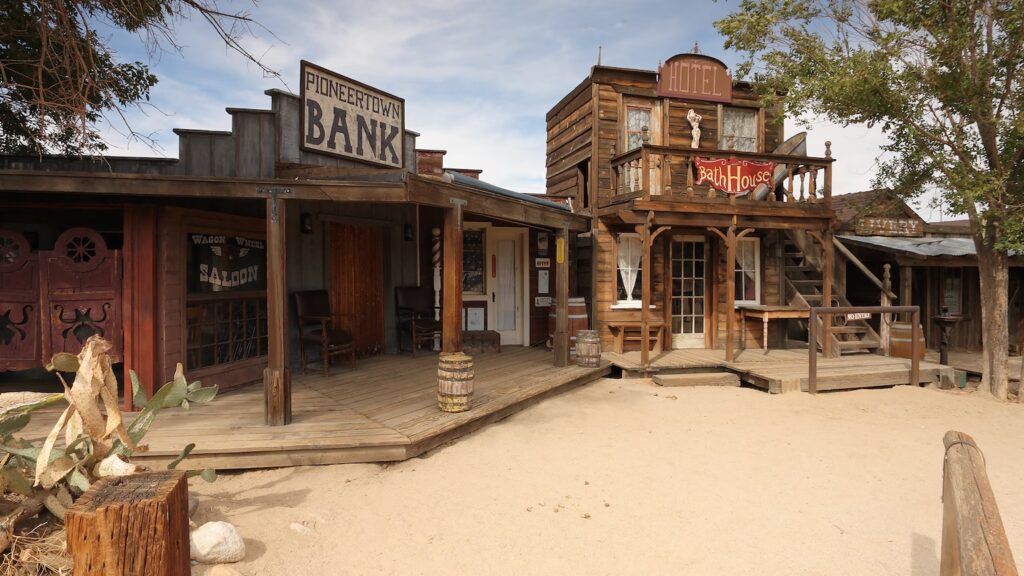Joshua Tree One Day Itinerary: 7 Insider Sights 2025 10 Pioneertown california saloon and bath house