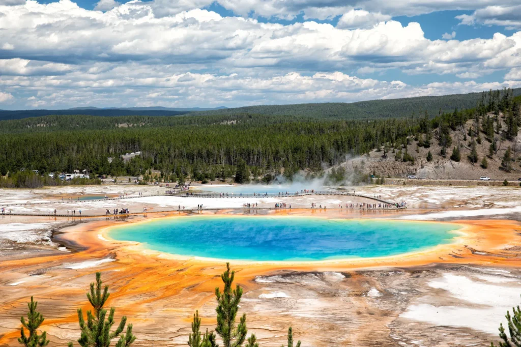 Crazy Things to Do in USA: My Top Weird & Unique Adventures 11 Yellowstones Hot Pools Wyoming