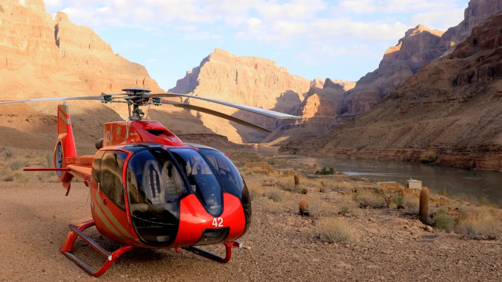 Crazy Things to Do in USA: My Top Weird & Unique Adventures 20 helicopter tour usa